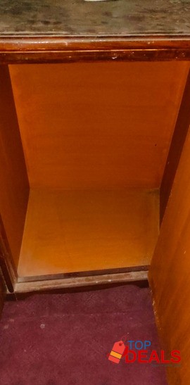 Sideboard in wood image 3