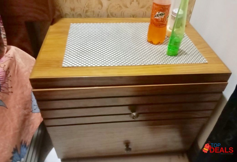 Designer bed set with 2 side tables 100% pure wooden only 6 month use image 2