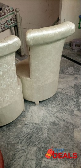 Room Chair with table image 3