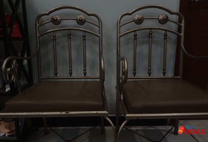 Bedroom furniture set image 6