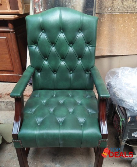 Luxury office and bedroom chairs image 1