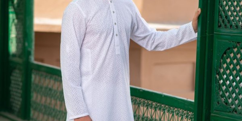 Pakistan Day Sale at Lawrencepur UP TO 50% off 4 