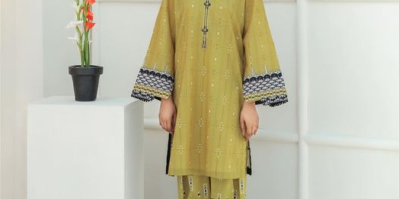 Baroque UP TO 40% off on selected items 4 