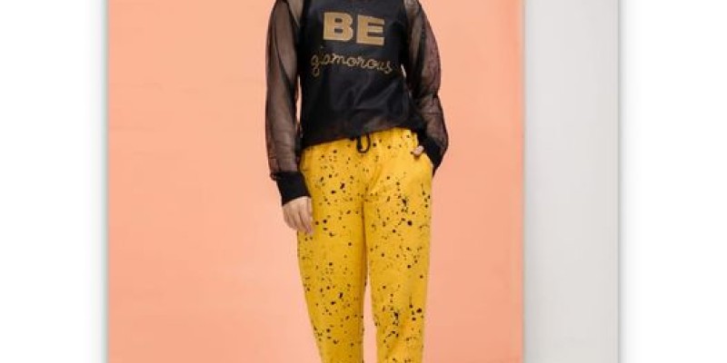 Hipster! FLAT 50% off 4 