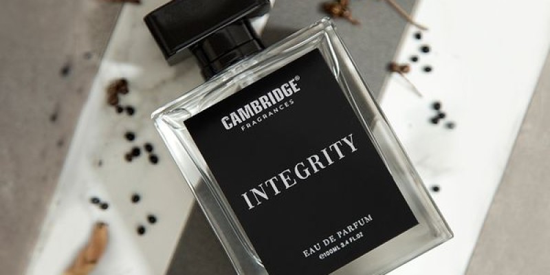 Cambridge Freedom Day Sale Upto 40% Off 4 