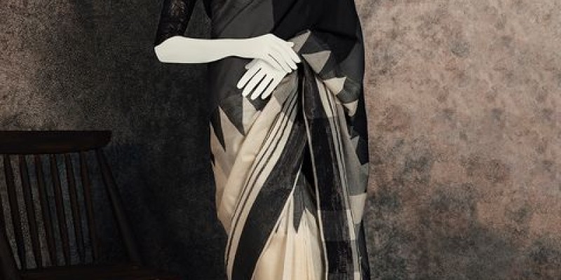 J. | Junaid Jamshed Defence Day Sale! Flat 25% To 30% Off 4 