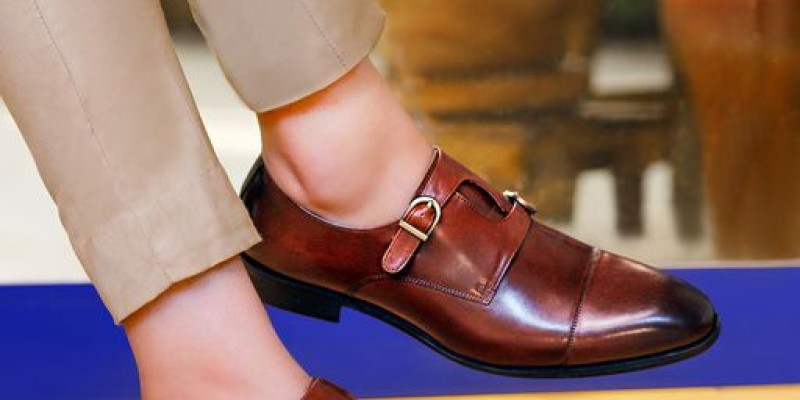 Mōcciani Lucky Friday Sale! Flat 50% Off 4 