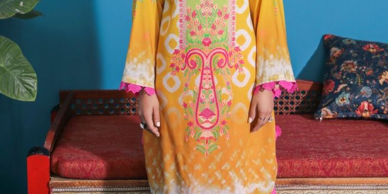 Declare New Year Sale Flat 25% & 30% Off 4 