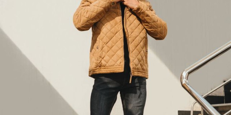 End-of-season sale on Essentia flat 50% Off 4 