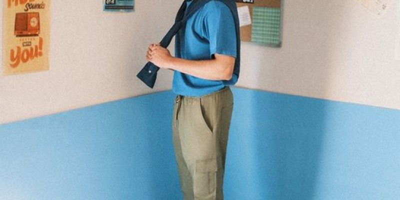 Breakout Pakistan Day Sale! Flat 23% 4 