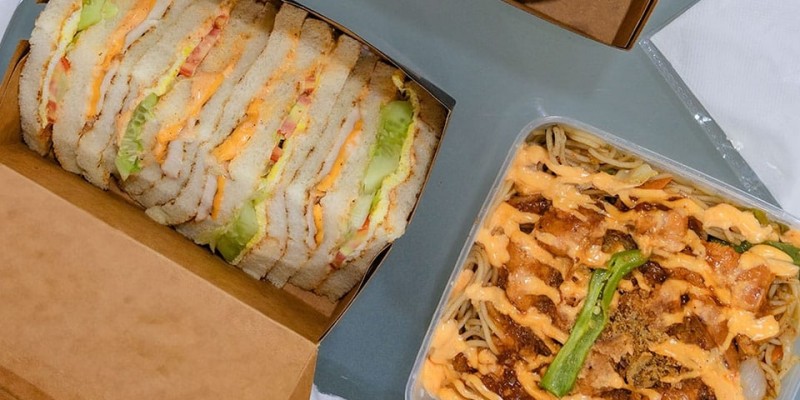 From Foods Inn Get Azaadi Deal 2 For Rs.1947/- 4 