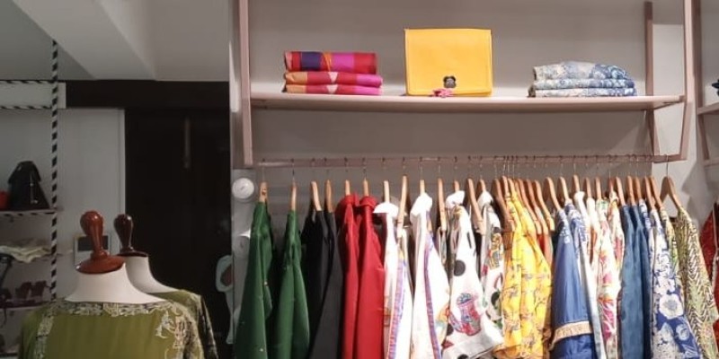 Mizaj End Of Season Sale FLAT 30% off on Unstitched Articles 4 