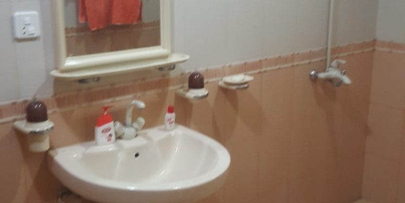 240 Yards House For Rent image 5