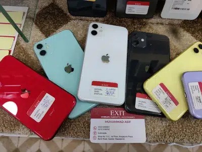 Rs 83000 iphone 11 128 gb for electronic - mobile phones