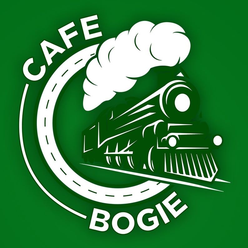 Cafe Bogie Deal 4 (1x Large Pizza 1x Drink 1.5 L) For Rs.1100/-image-523