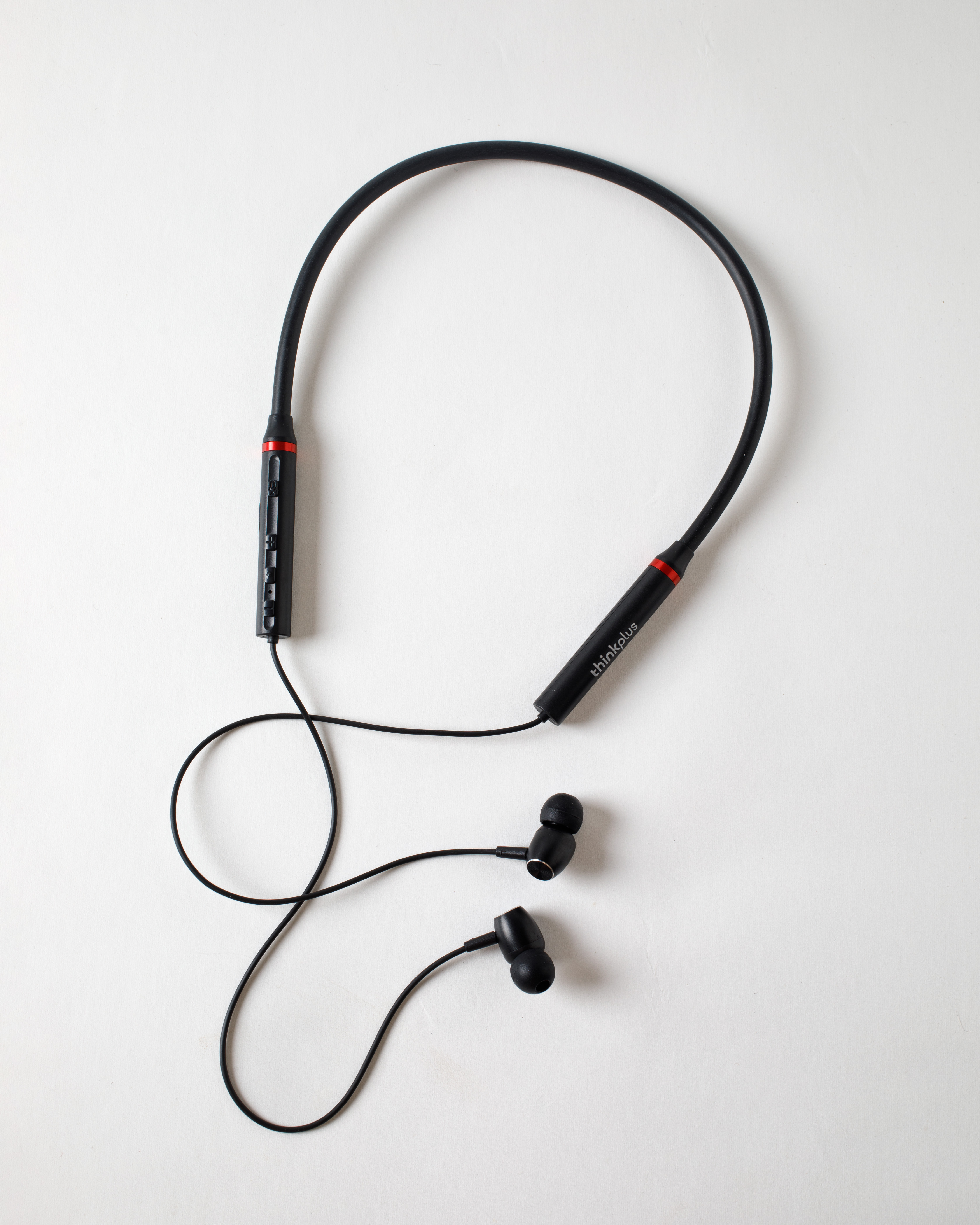 Rs 3000 headphones for mobiles & tablets - mobile, tablet accessories