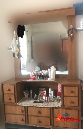Rs 5000 vanity/dressing table for home & furniture - decor & furnishing